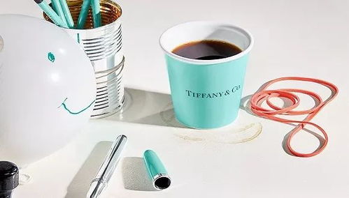 當奢侈步入日常 Tiffany的紙杯與毛線，是藝術還是消費符號？